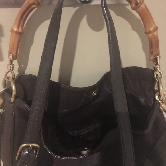 Gucci, chocolate brown leather Diana handbag - Picture 7 of 8